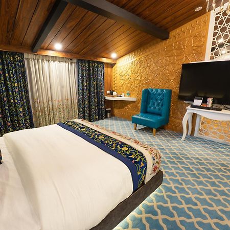 Hotel Snowland, Srinagar Eksteriør billede