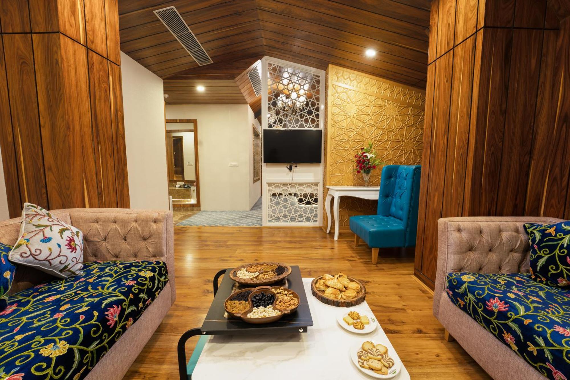 Hotel Snowland, Srinagar Eksteriør billede