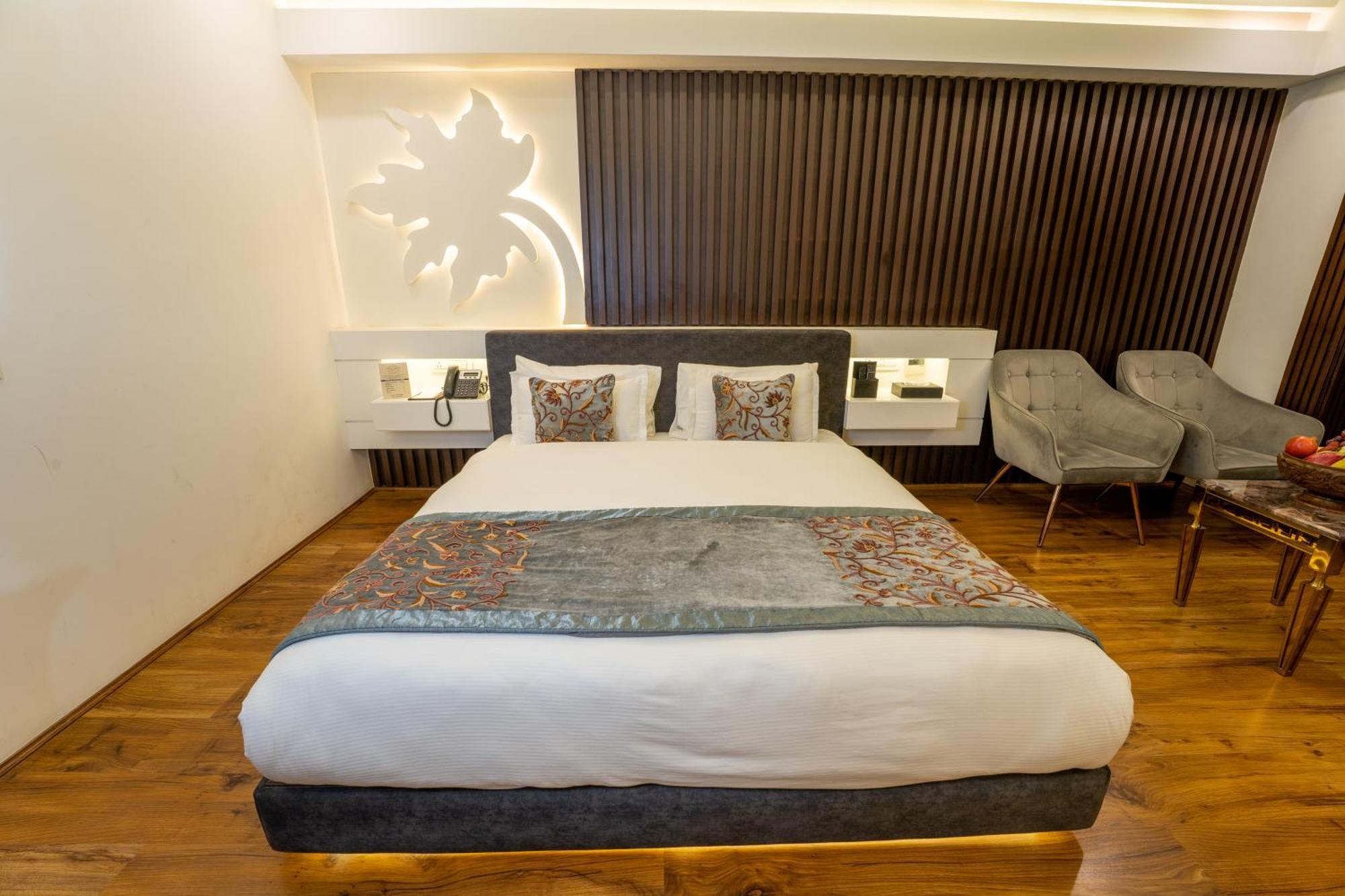 Hotel Snowland, Srinagar Eksteriør billede