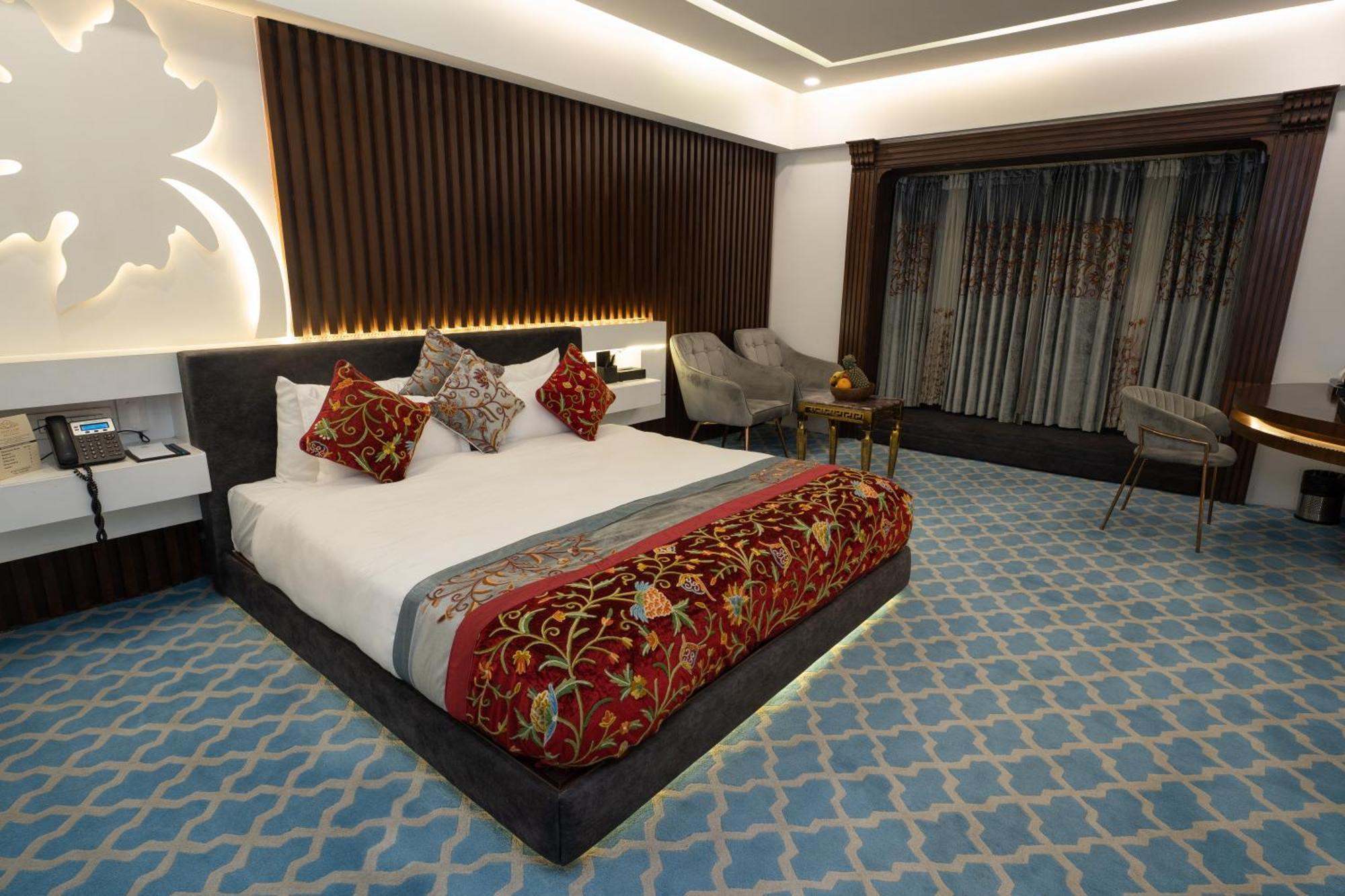 Hotel Snowland, Srinagar Eksteriør billede