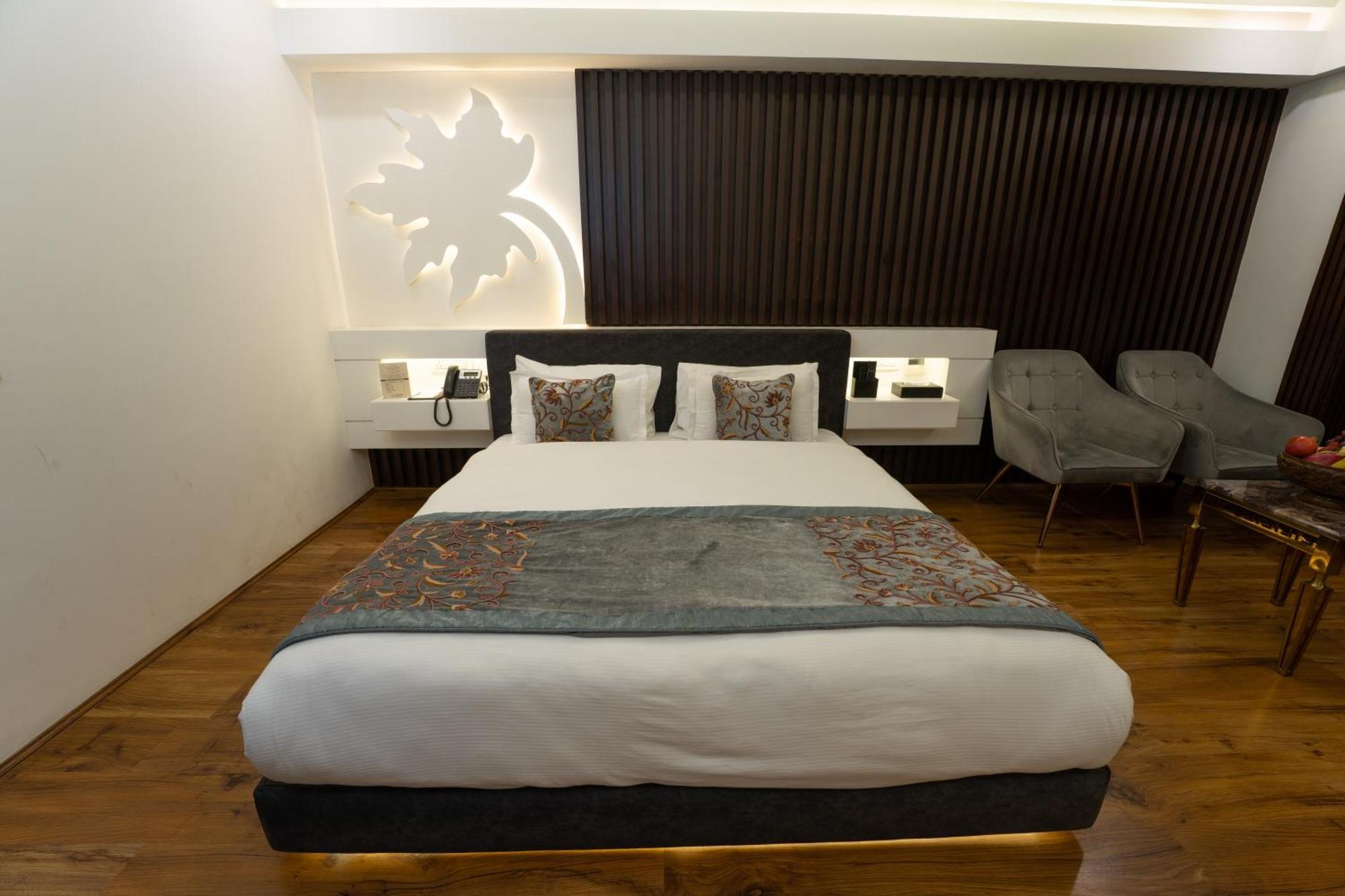 Hotel Snowland, Srinagar Eksteriør billede